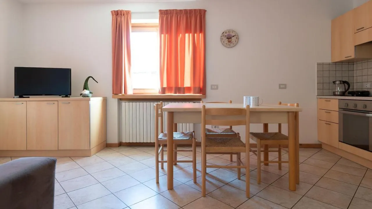 Italianway - Ripa Fontana 1 Bilo Apartment Premadio 0*,  Italy